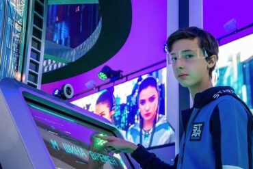 網際網路由誰管理？