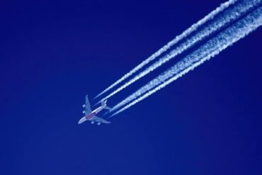 飛機上的Wi-Fi要錢嗎？