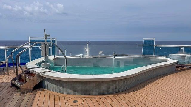 旅行社可以換人去嗎？